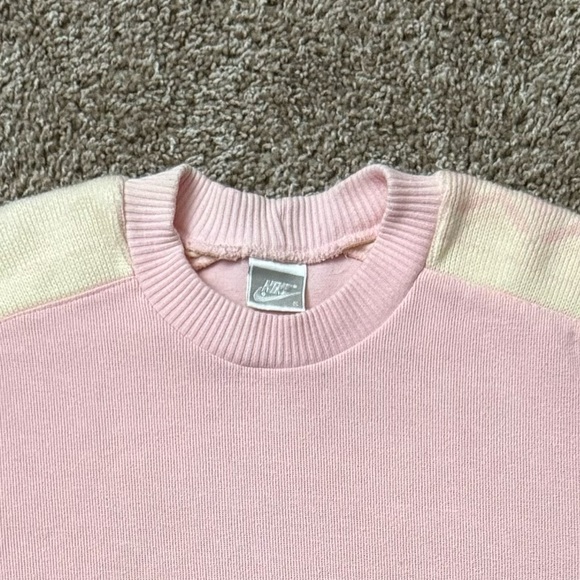 Nike Women’s Pink & Cream Crewneck Sweater Size Small - Picture 3 of 6